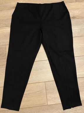NWOT HUE Black Women's Pants - Stretch Knit